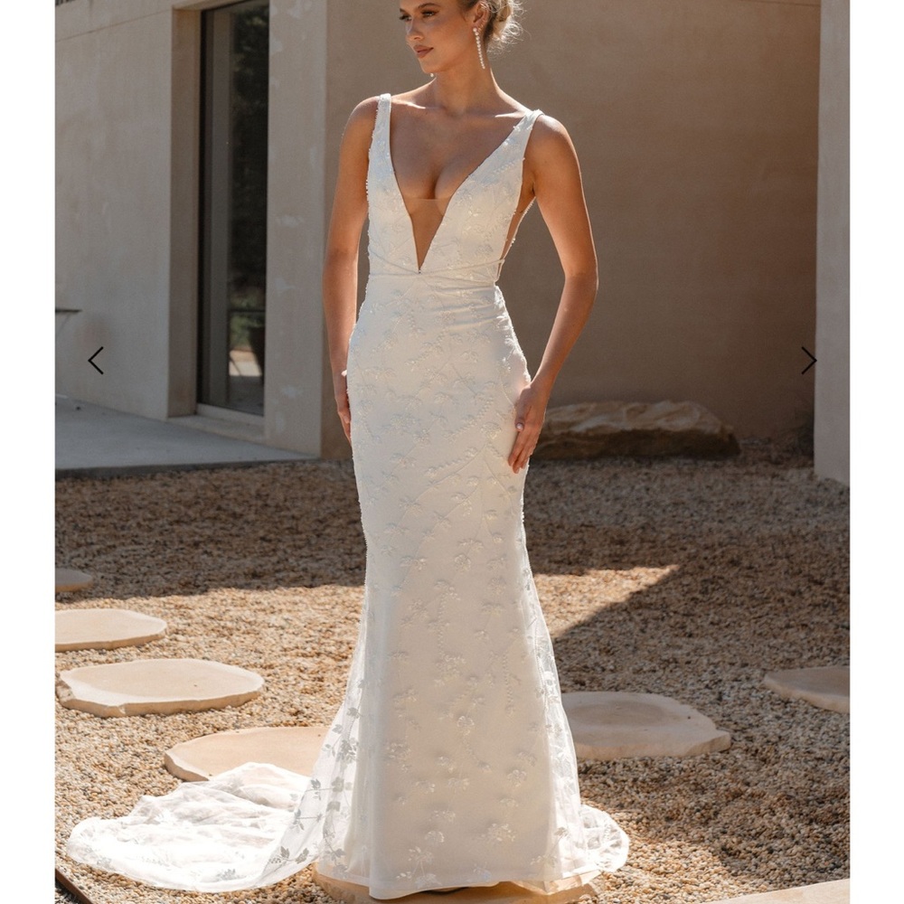 Anna Campbell Dove Wedding Dress